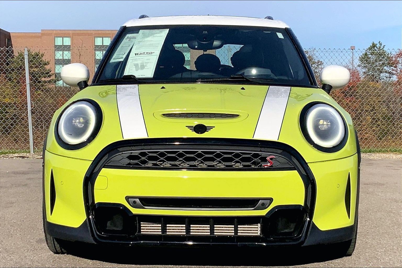 2024 Mini Cooper 4 Door Hardtop S photo 2