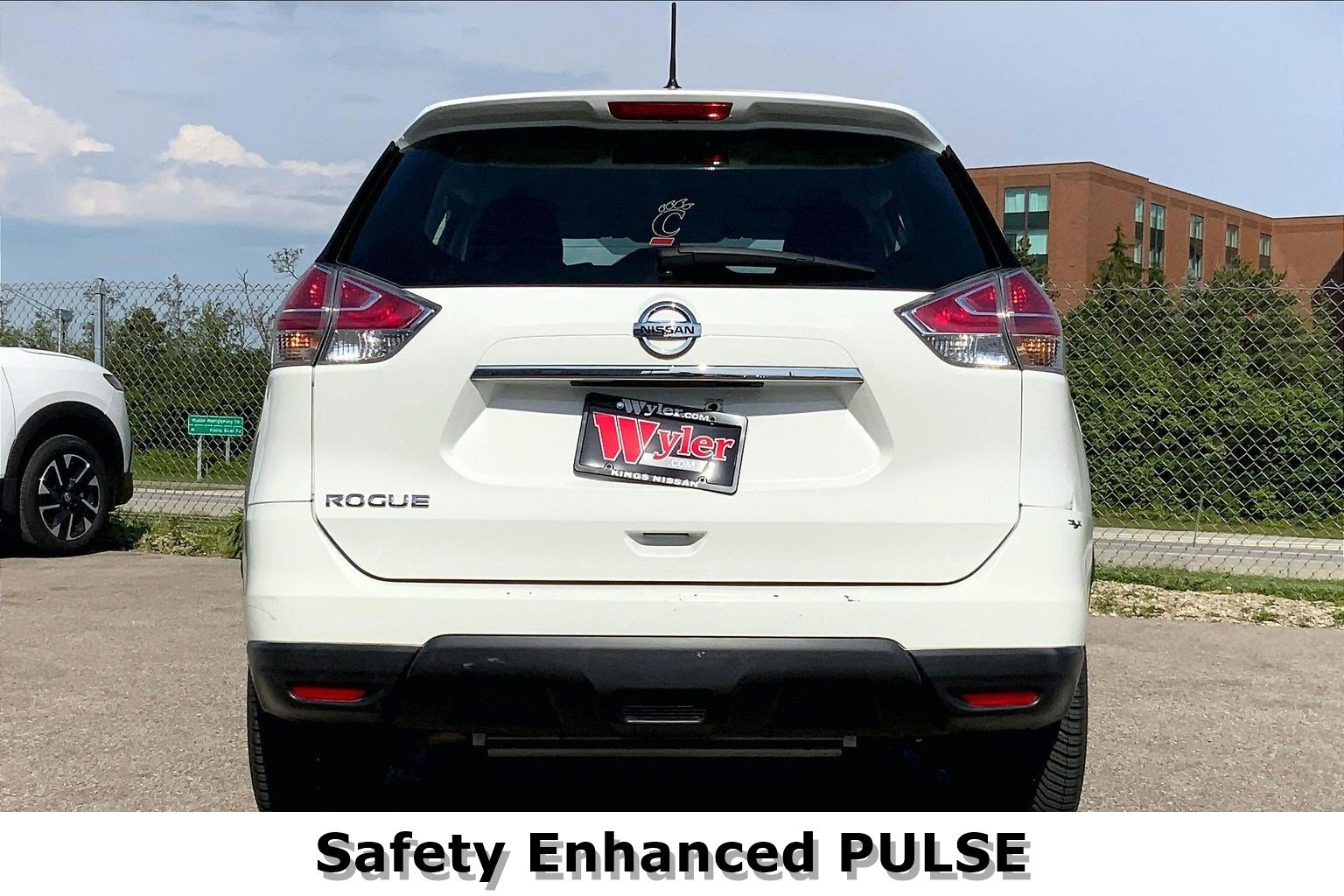 2015 Nissan Rogue S - Photo 3