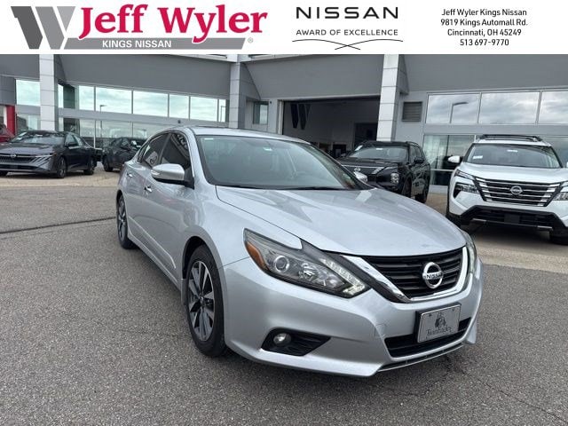 2016 Nissan Altima 2.5 SL's photo