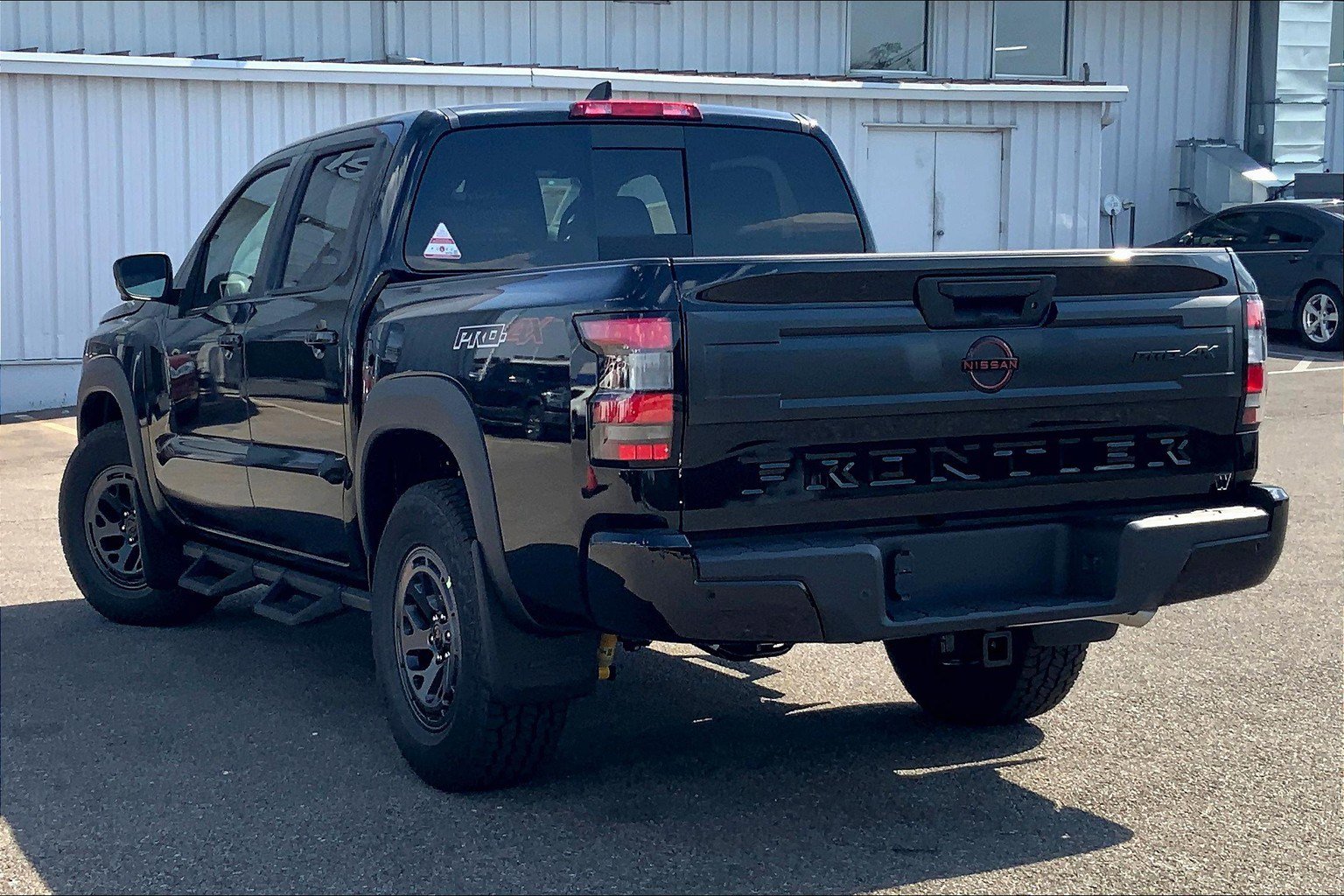 2026 Nissan Frontier PRO-4X photo 3