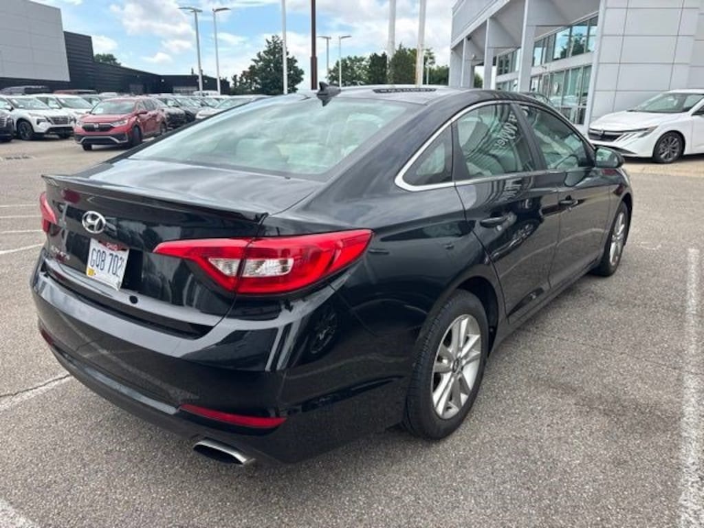 Used 2015 Hyundai Sonata 4dr Sdn 2.4L SE Sedan