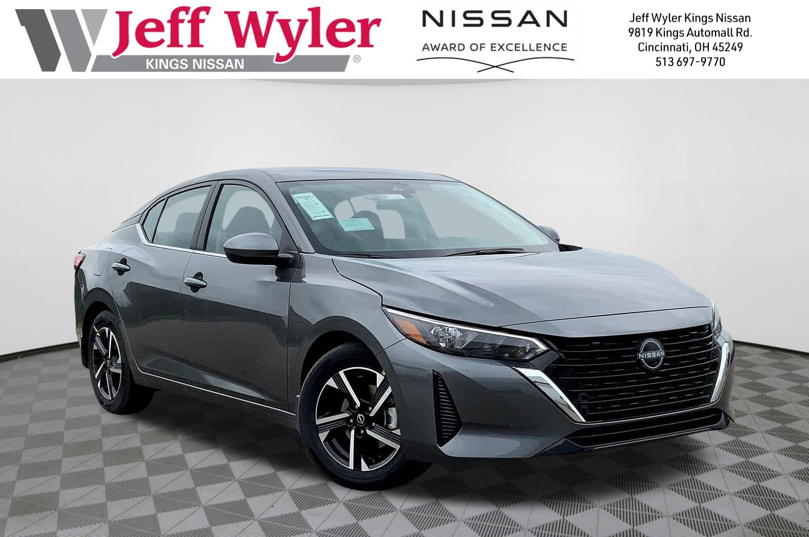 2025 Nissan Sentra SV's photo