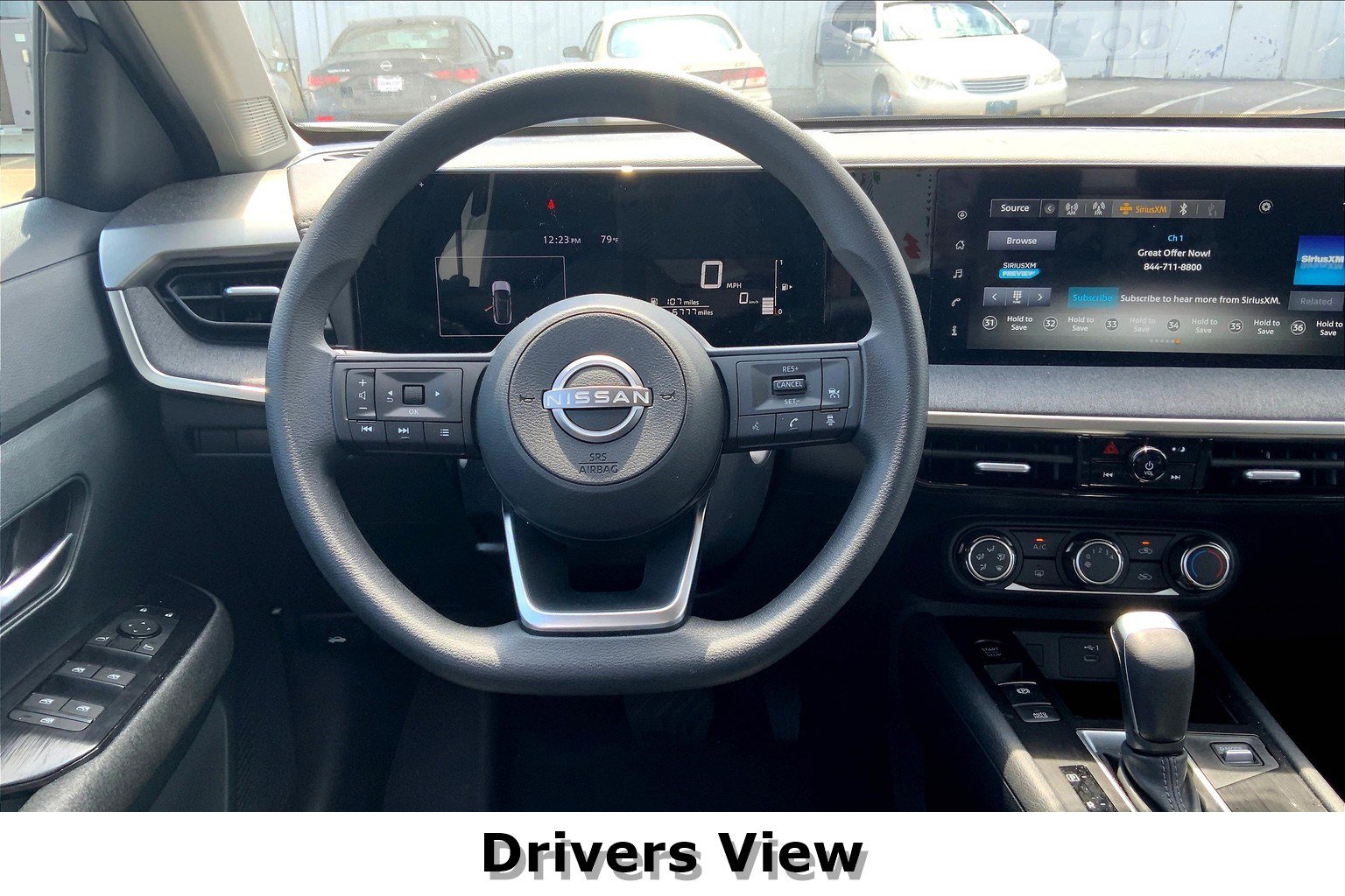 2025 Nissan Kicks SV photo 4