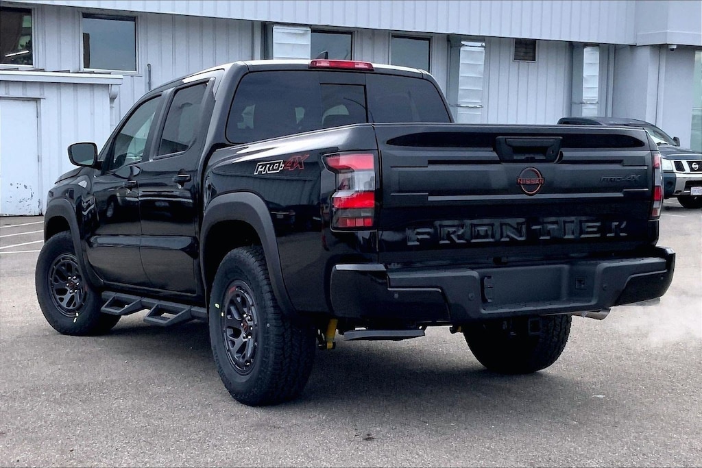 New 2026 Nissan Frontier PRO-4X Crew Cab Pickup