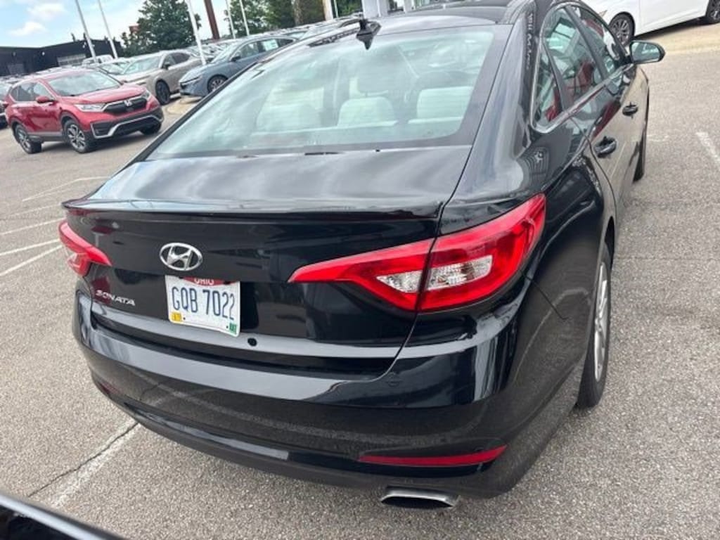 Used 2015 Hyundai Sonata 4dr Sdn 2.4L SE Sedan