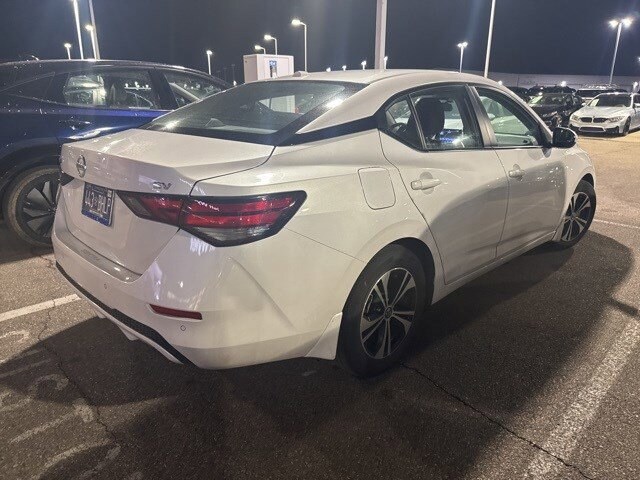 2022 Nissan Sentra SV photo 3