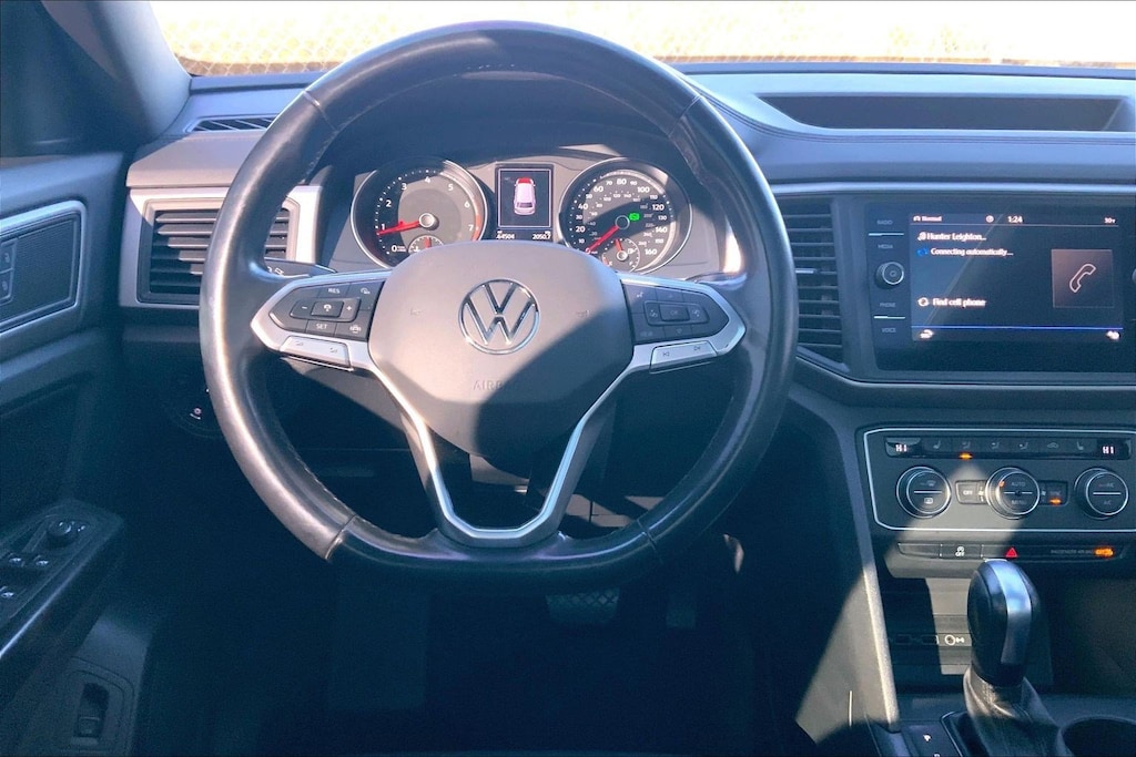 Used 2020 Volkswagen Atlas Cross Sport 2.0T SE w/Technology 4MOTION SUV