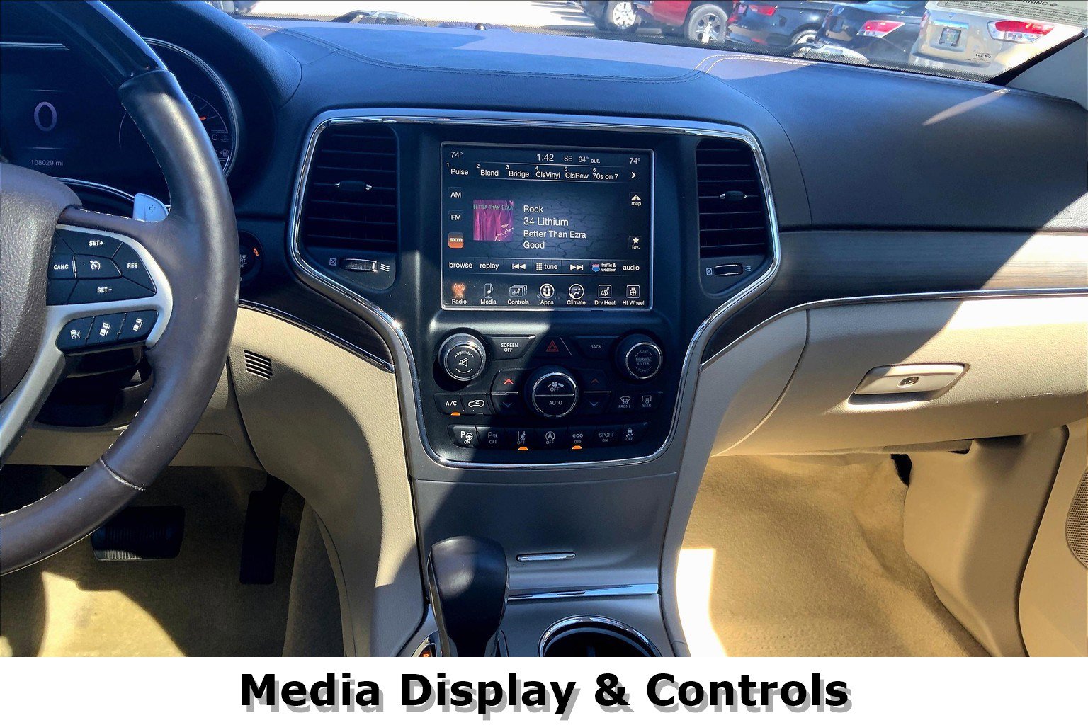 2017 Jeep Grand Cherokee Overland photo 3