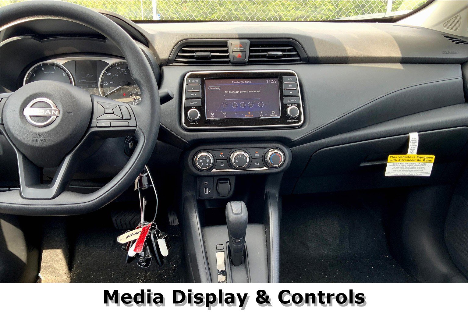 2025 Nissan Versa S photo 4