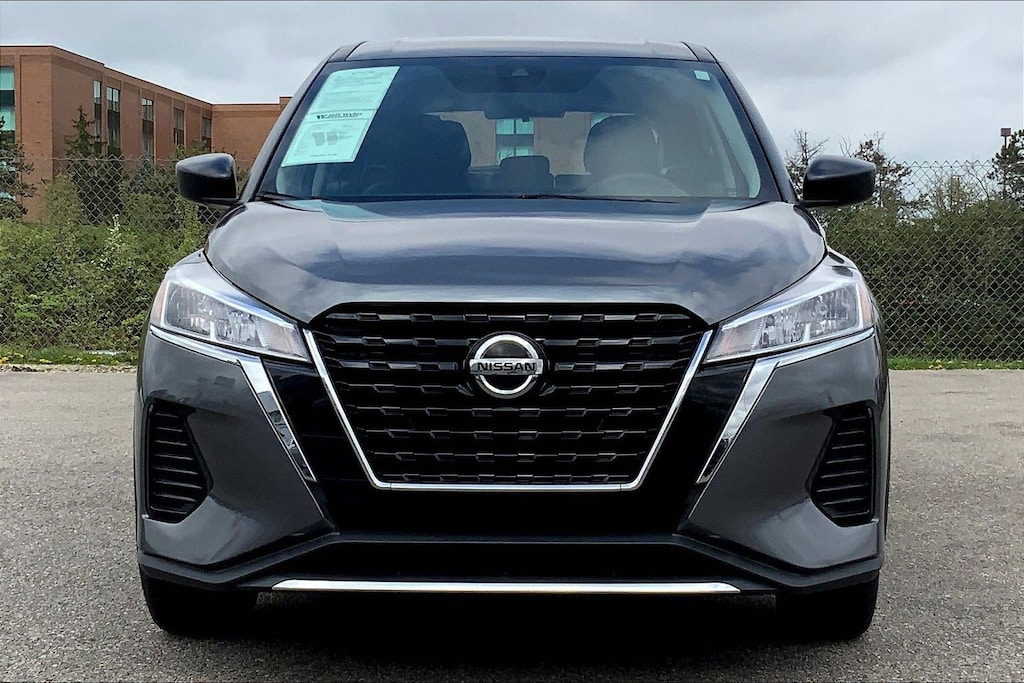 Used 2021 Nissan Kicks S FWD SUV