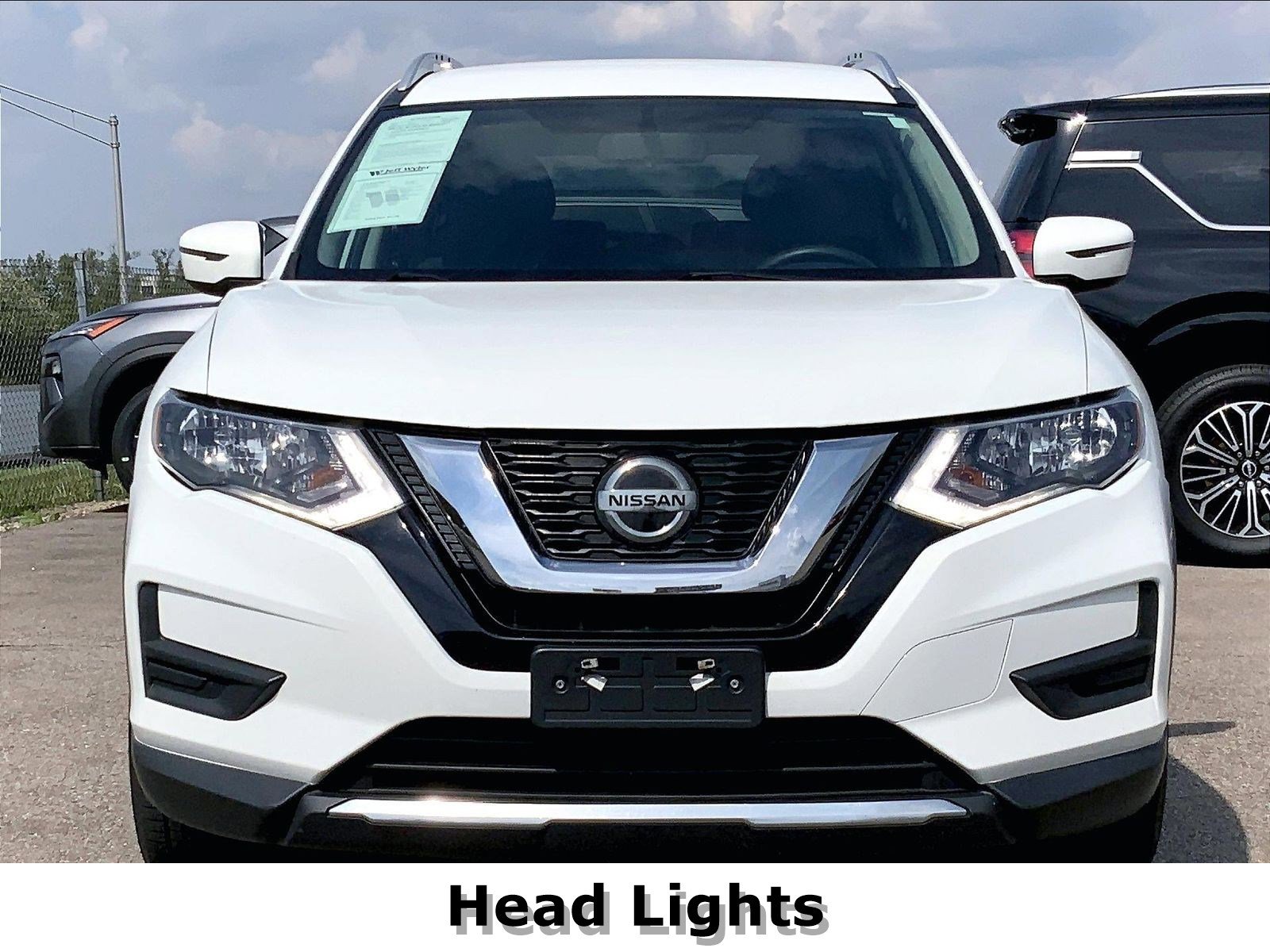 Used 2018 Nissan Rogue SV with VIN KNMAT2MV7JP565867 for sale in Cincinnati, OH
