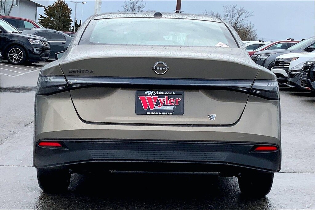 New 2026 Nissan Sentra SV 4dr Car