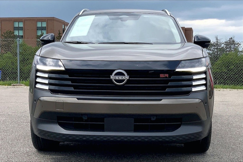 Used 2026 Nissan Kicks SR AWD SUV