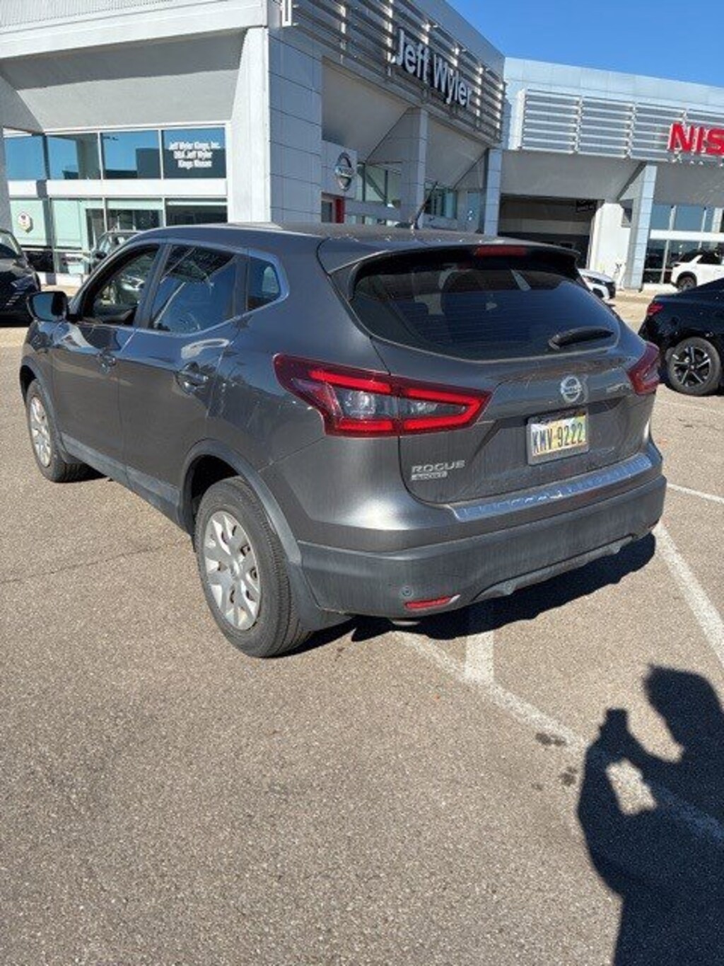 Used 2020 Nissan Rogue Sport FWD S SUV