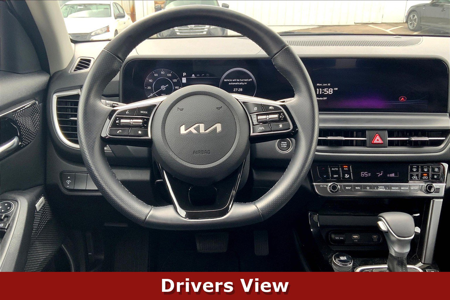 2024 Kia Seltos SX photo 4