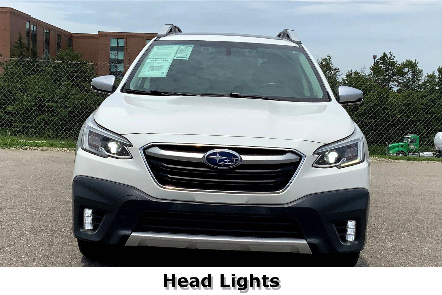 2020 Subaru Outback Touring XT photo 2