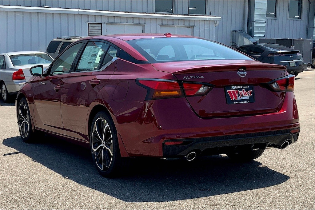 New 2025 Nissan Altima SR 4dr Car