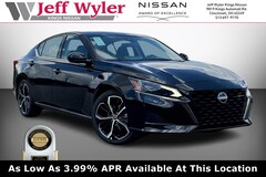 2025 Nissan Altima SR 4dr Car