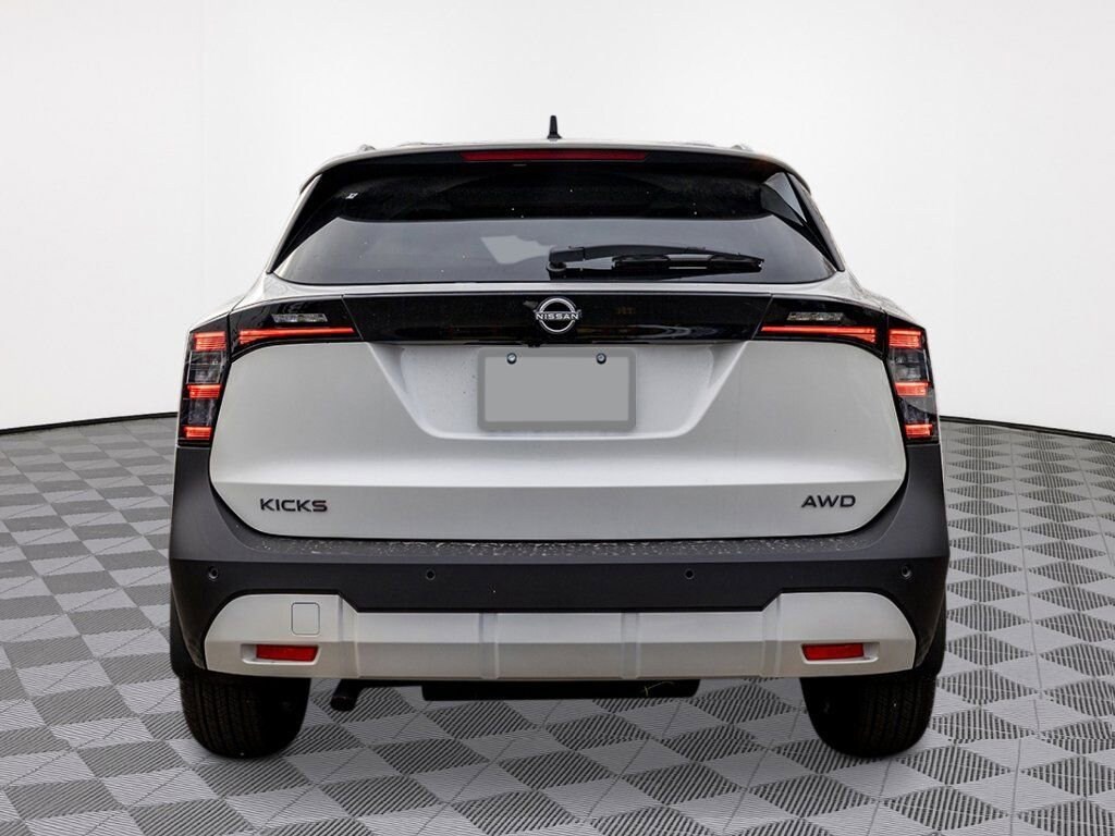 New 2026 Nissan Kicks SV Sport Utility