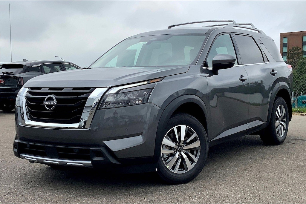 New 2025 Nissan Pathfinder SL Sport Utility