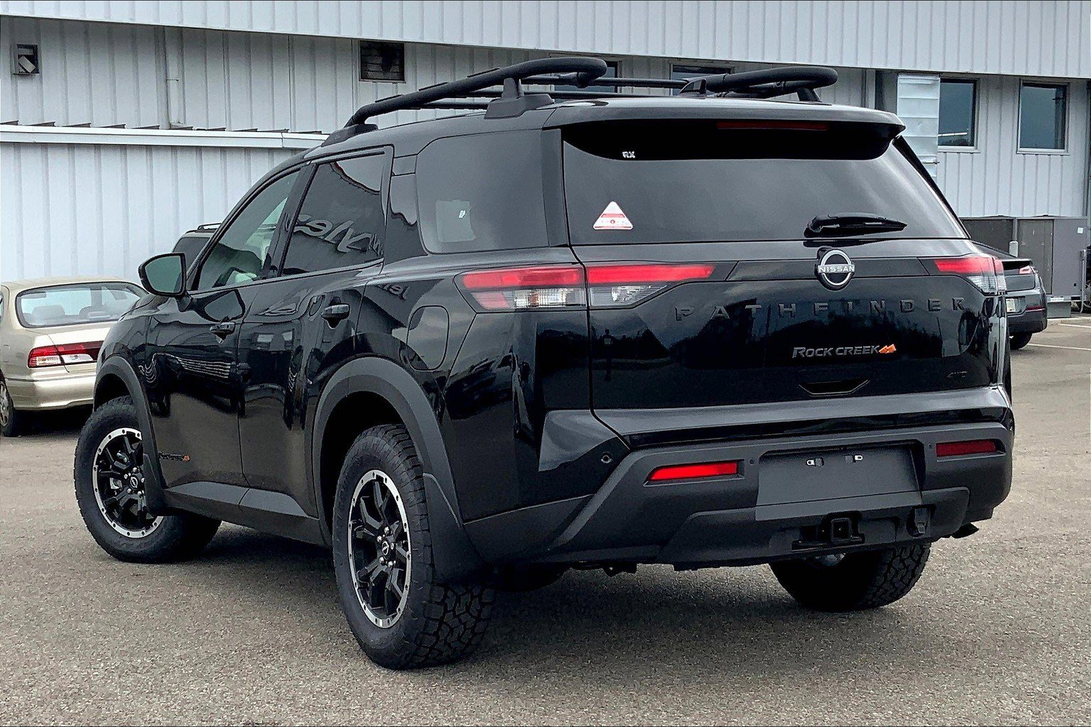 2025 Nissan Pathfinder Rock Creek photo 3