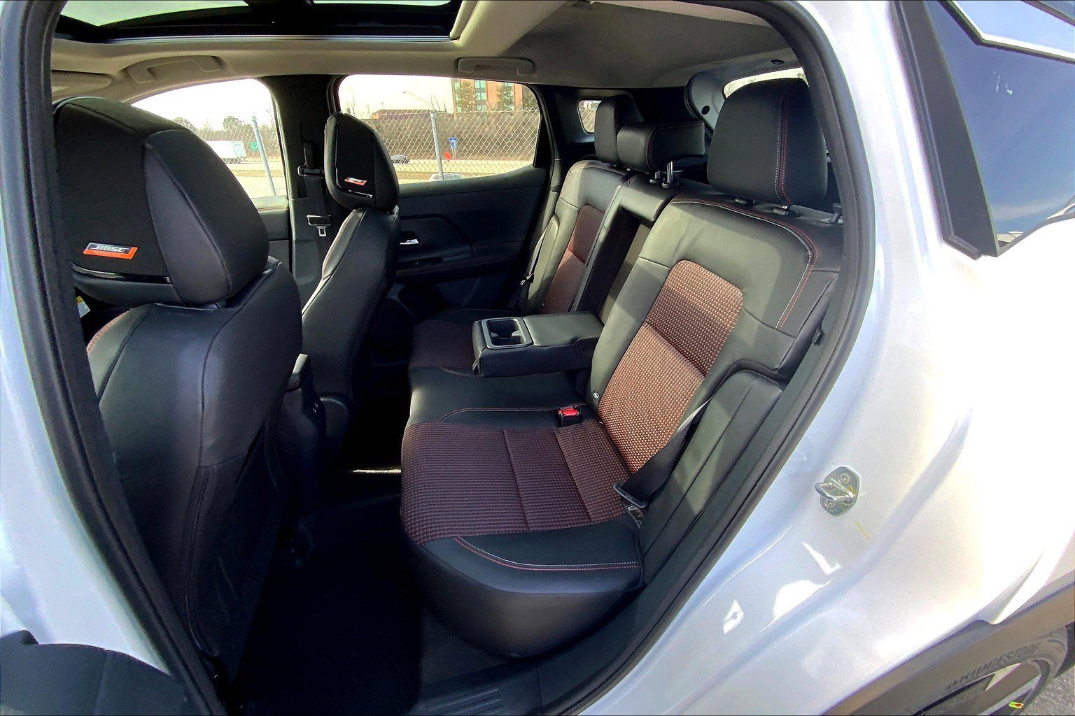 2025 Nissan Kicks SR AWD - Photo 11