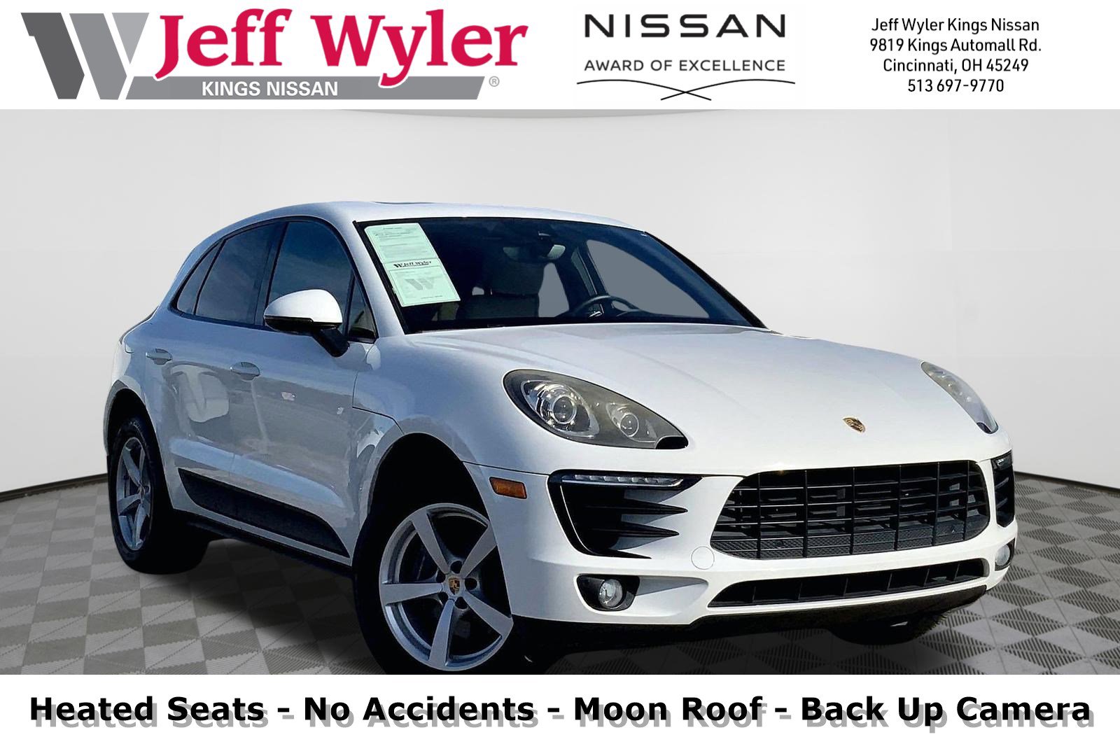 2017 Porsche Macan Base's photo