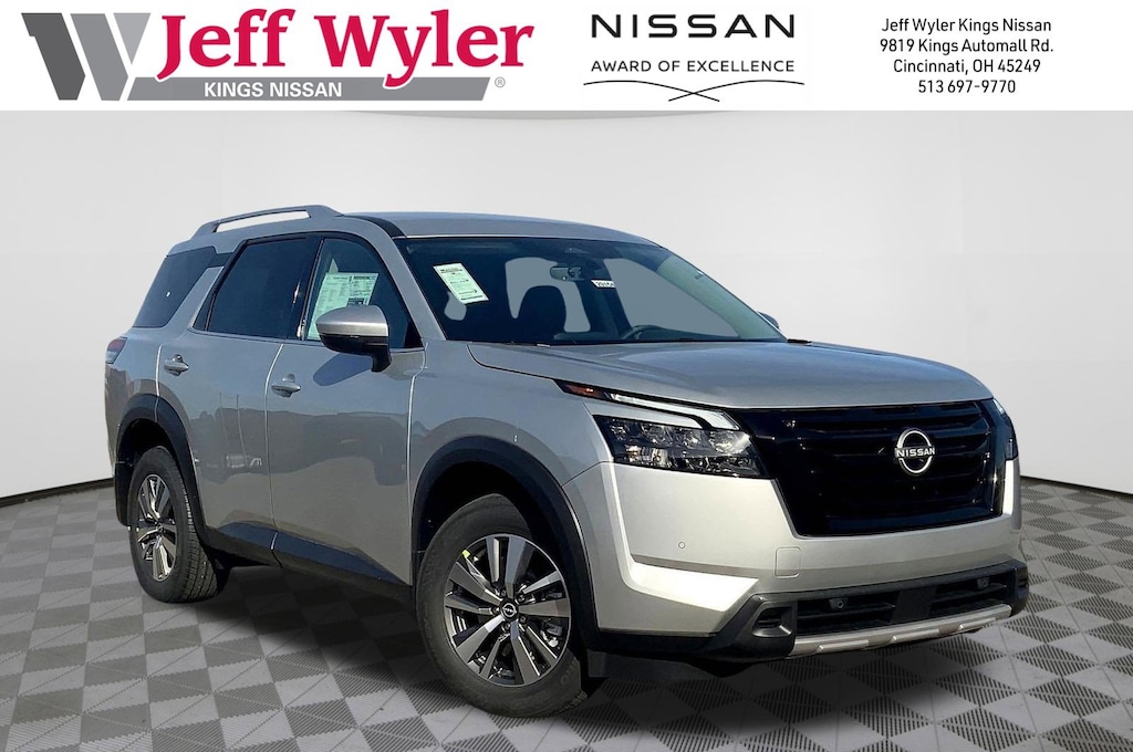 New 2025 Nissan Pathfinder SL Sport Utility
