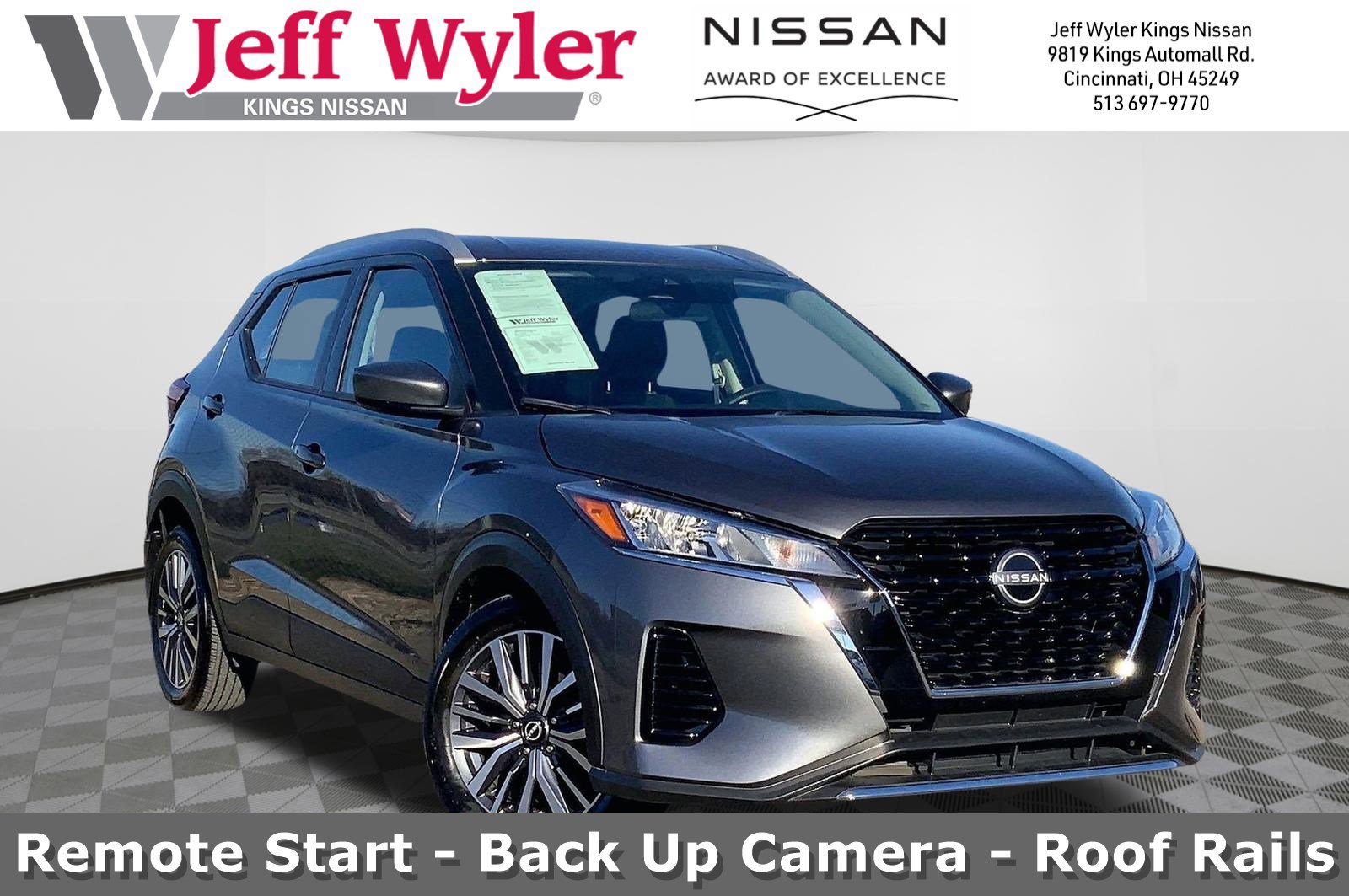 2024 Nissan Kicks SV's photo