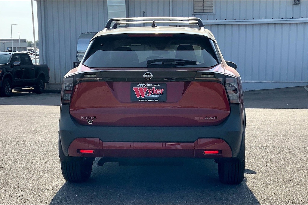 New 2026 Nissan Kicks SR Sport Utility