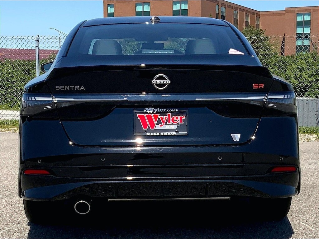 New 2026 Nissan Sentra SR 4dr Car