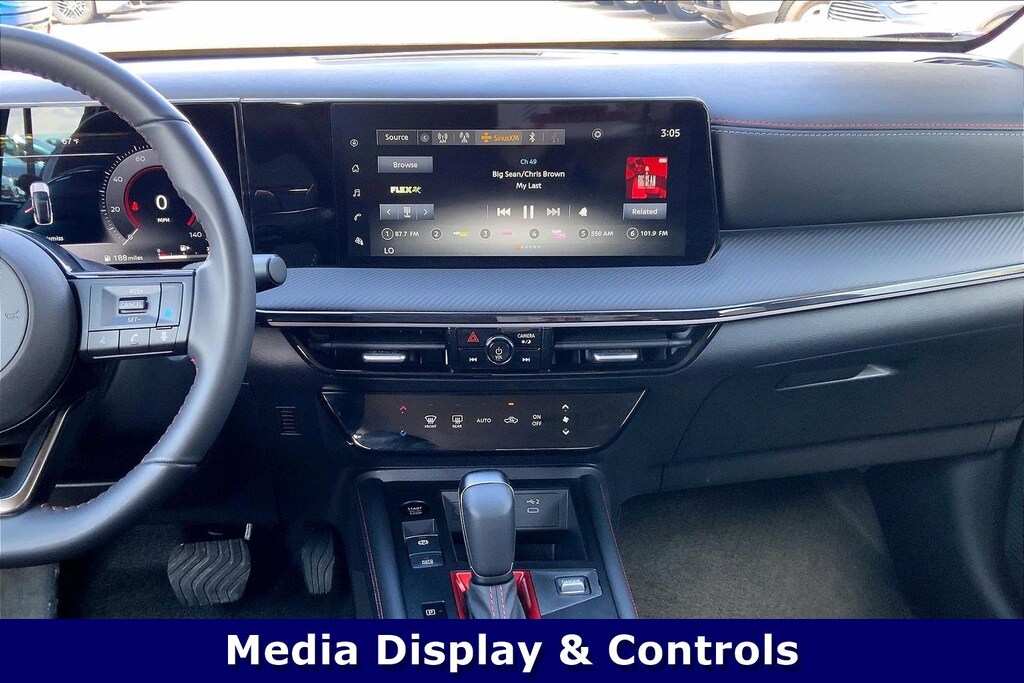 Used 2025 Nissan Kicks SR FWD SUV