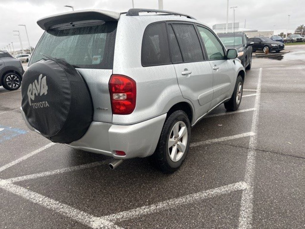Used 2005 Toyota RAV4 SUV