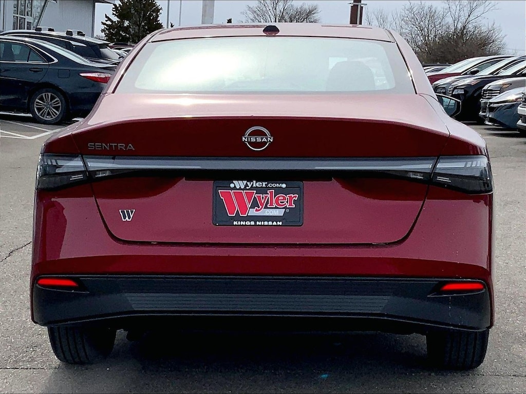 New 2026 Nissan Sentra SV 4dr Car