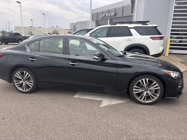 2023 Infiniti Q50 Sensory AWD photo 2