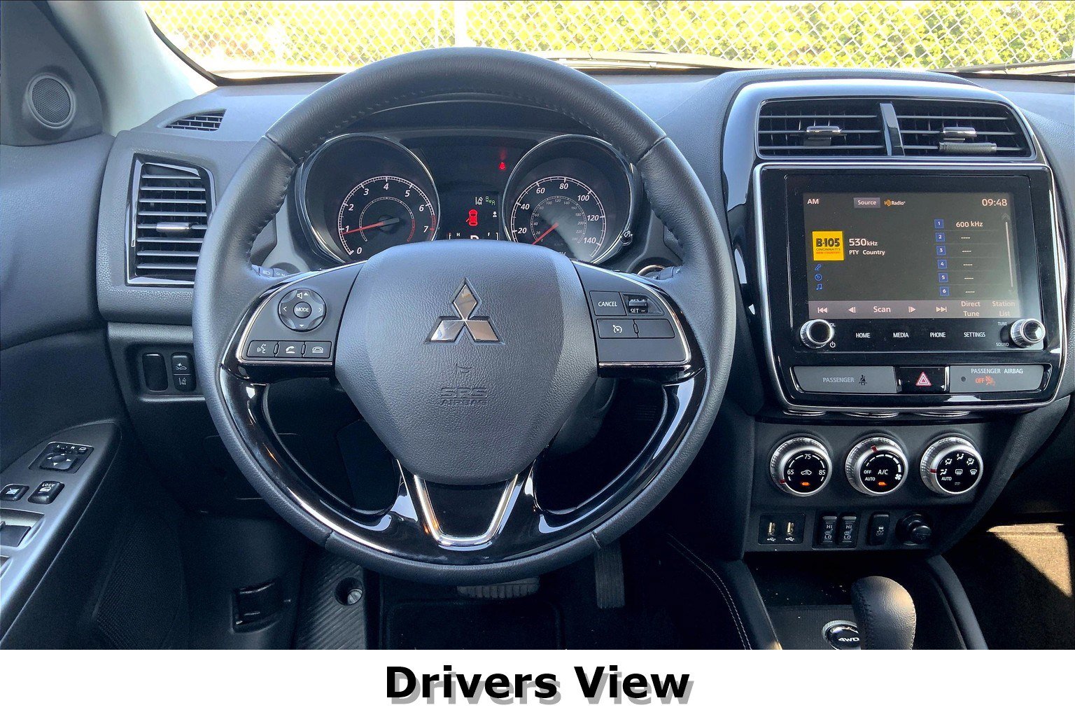 2020 Mitsubishi Outlander Sport SE photo 4