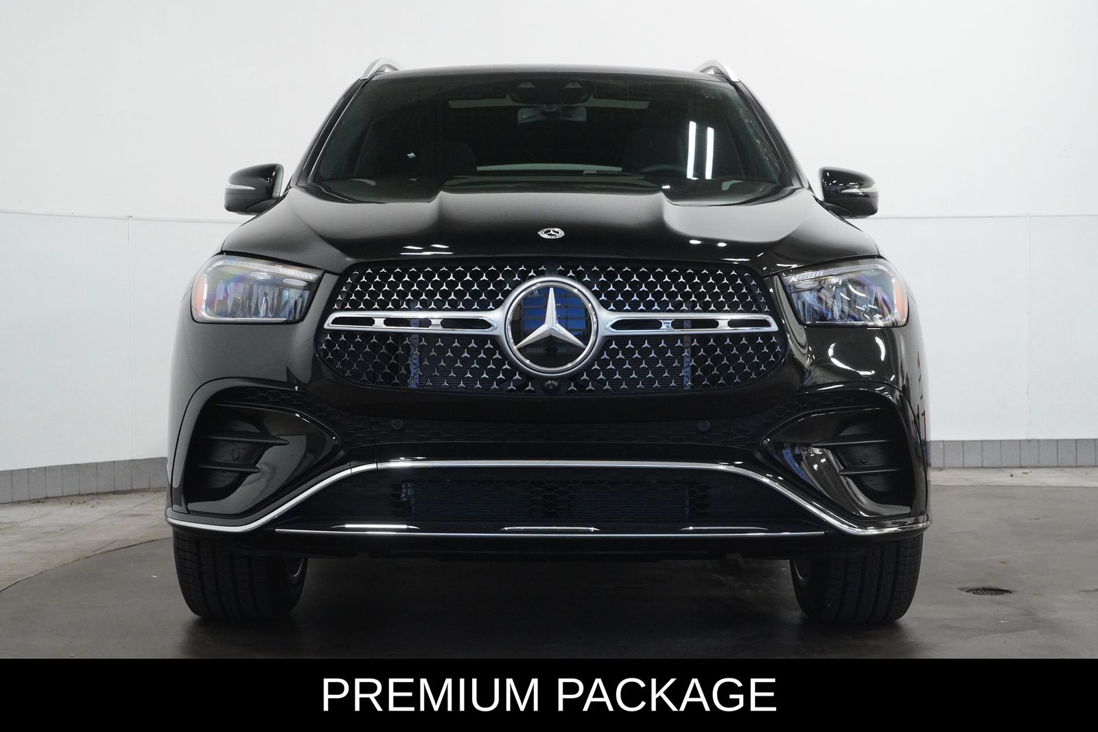 2026 Mercedes Benz GLE 450 4MATIC photo 3