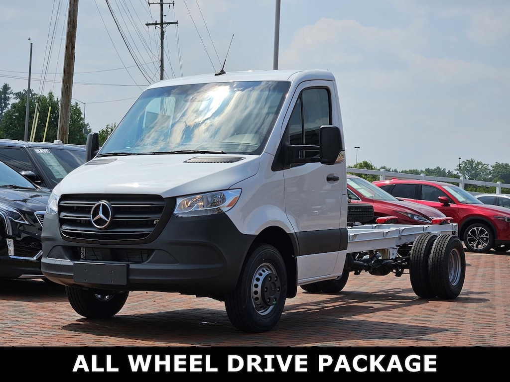 New 2024 Mercedes-Benz Sprinter 3500 XD Chassis Cab Chassis 170 WB Truck 170" WB AWD