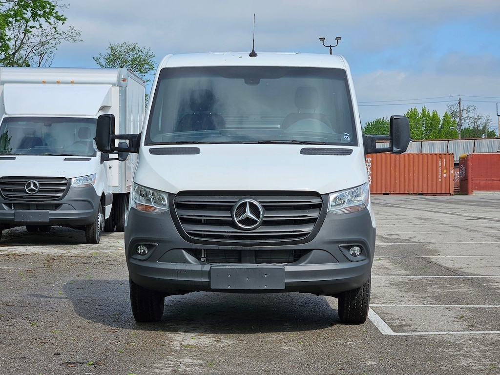 New 2024 Mercedes-Benz Sprinter 3500 Cab Chassis 144 WB Truck 144" WB RWD
