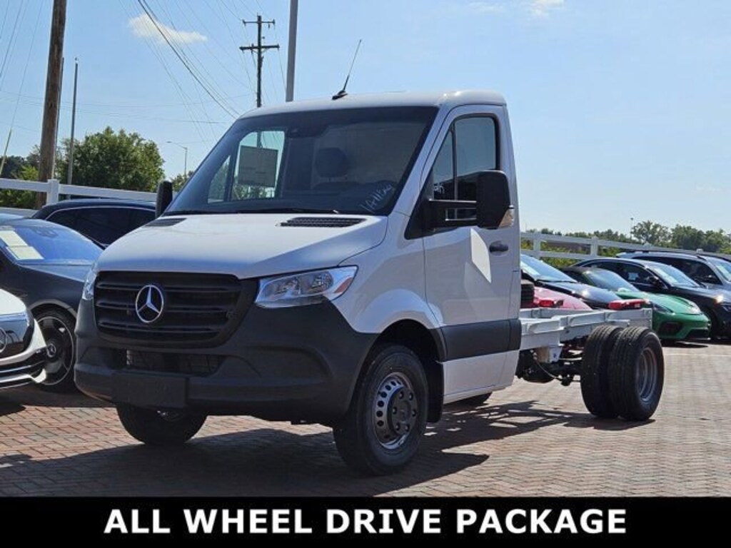 New 2024 Mercedes-Benz Sprinter 3500XD Cab Chassis 144 WB Truck 144" WB AWD