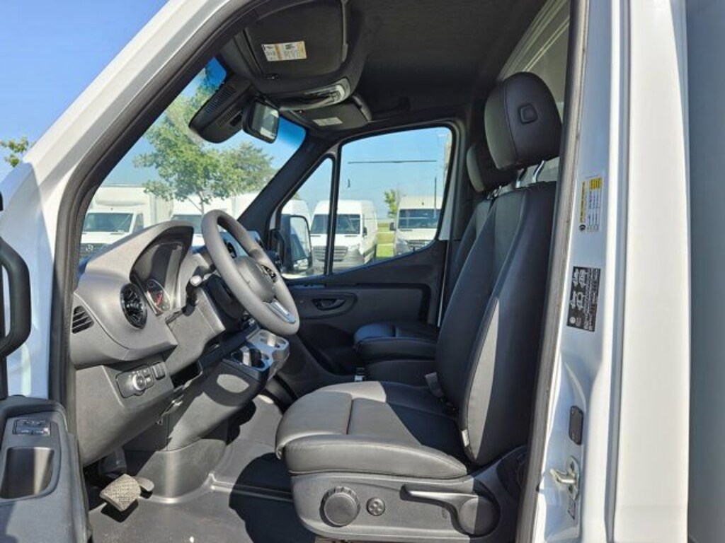New 2024 Mercedes-Benz Sprinter 3500 XD Chassis Cab Chassis 144 WB Truck 144" WB RWD