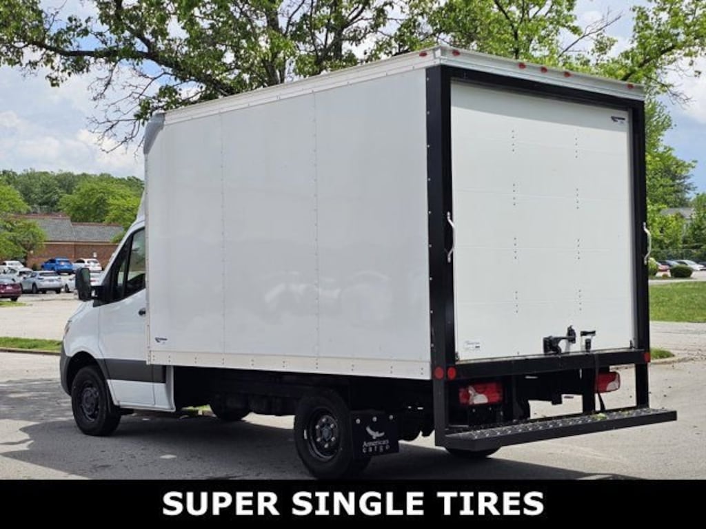 New 2024 Mercedes-Benz Sprinter 3500XD Cab Chassis 144 WB Truck 144" WB RWD