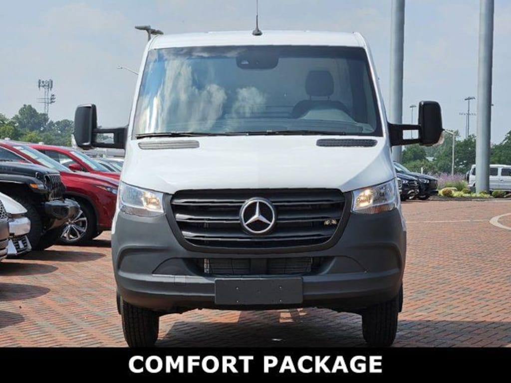 New 2024 Mercedes-Benz Sprinter 3500XD Cab Chassis 170 WB Truck 170" WB RWD