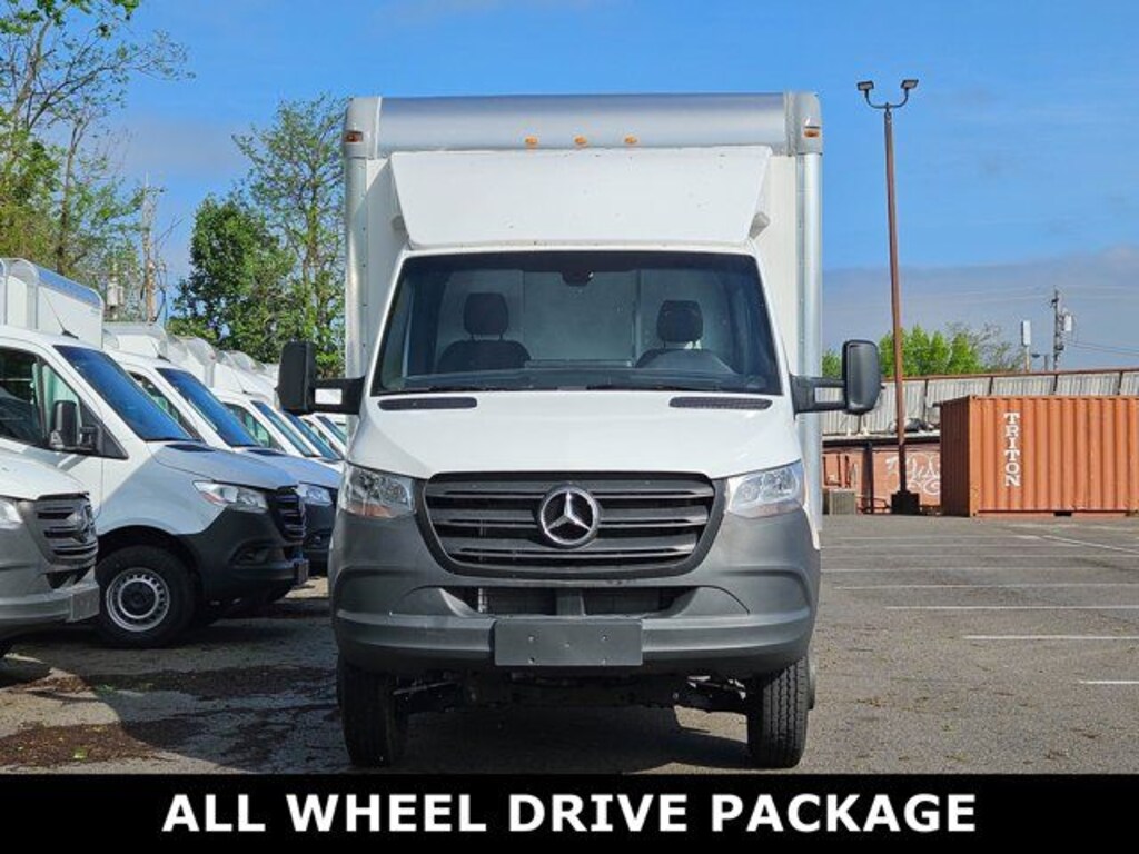New 2024 Mercedes-Benz Sprinter 3500 XD Chassis Cab Chassis 170 WB Truck 170" WB AWD