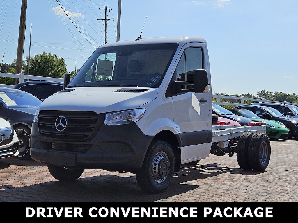 New 2024 Mercedes-Benz Sprinter 3500 XD Chassis Cab Chassis 144 WB Truck 144" WB RWD