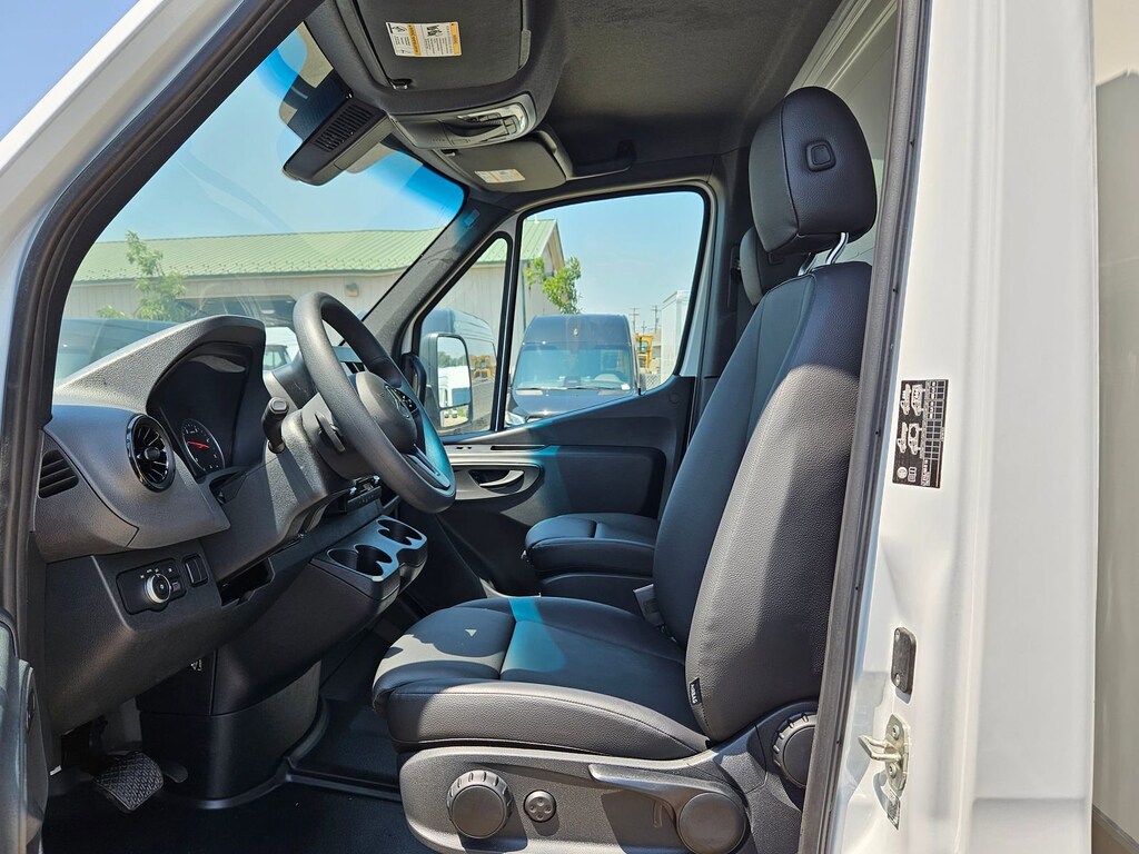 New 2024 Mercedes-Benz Sprinter 3500 XD Chassis Cab Chassis 170 WB Truck 170" WB AWD