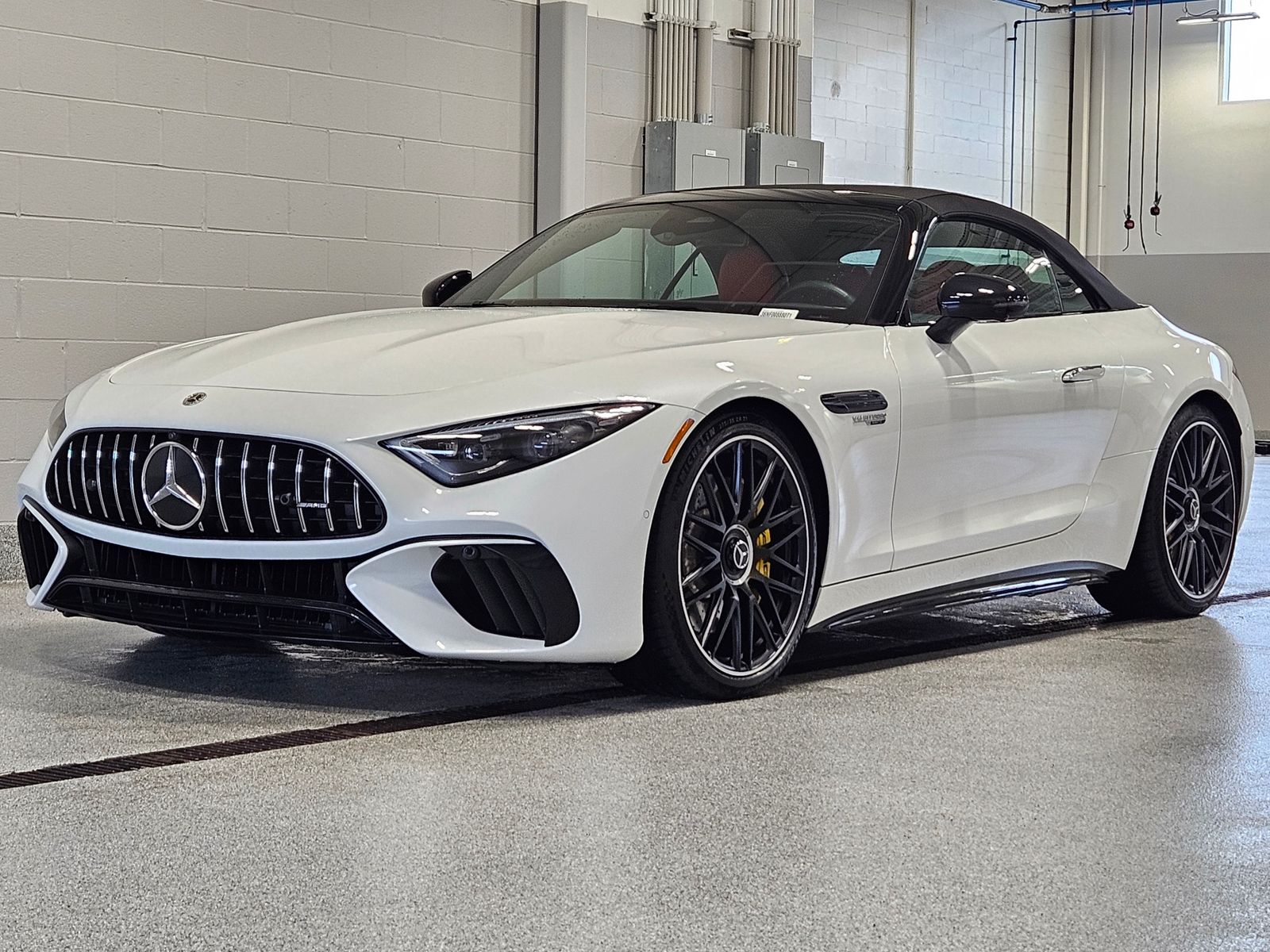 Certified Pre-Owned 2022 Mercedes-Benz SL-Class W1KVK8AB5NF008880