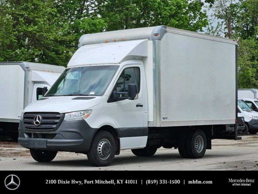 New 2024 Mercedes-Benz Sprinter 3500XD Cab Chassis 144 WB Truck 144" WB RWD