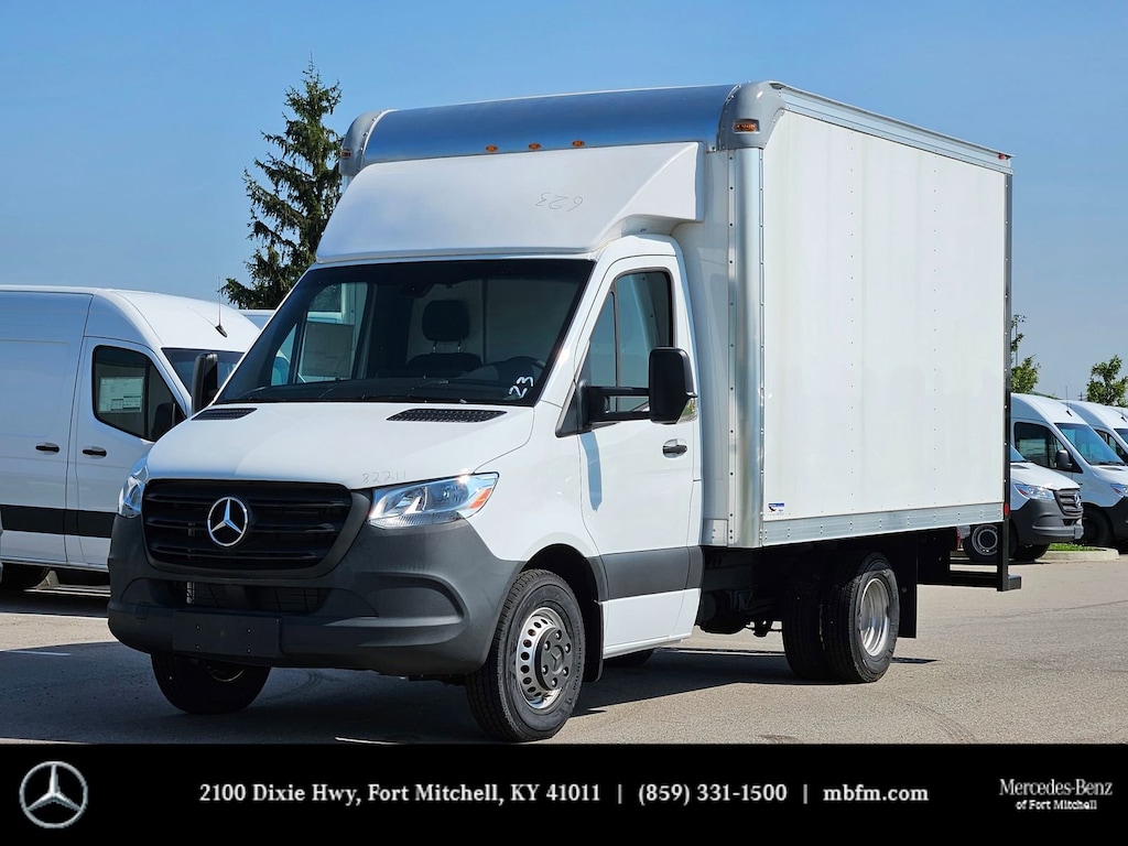 New 2024 Mercedes-Benz Sprinter 3500 XD Chassis Cab Chassis 144 WB Truck 144" WB RWD