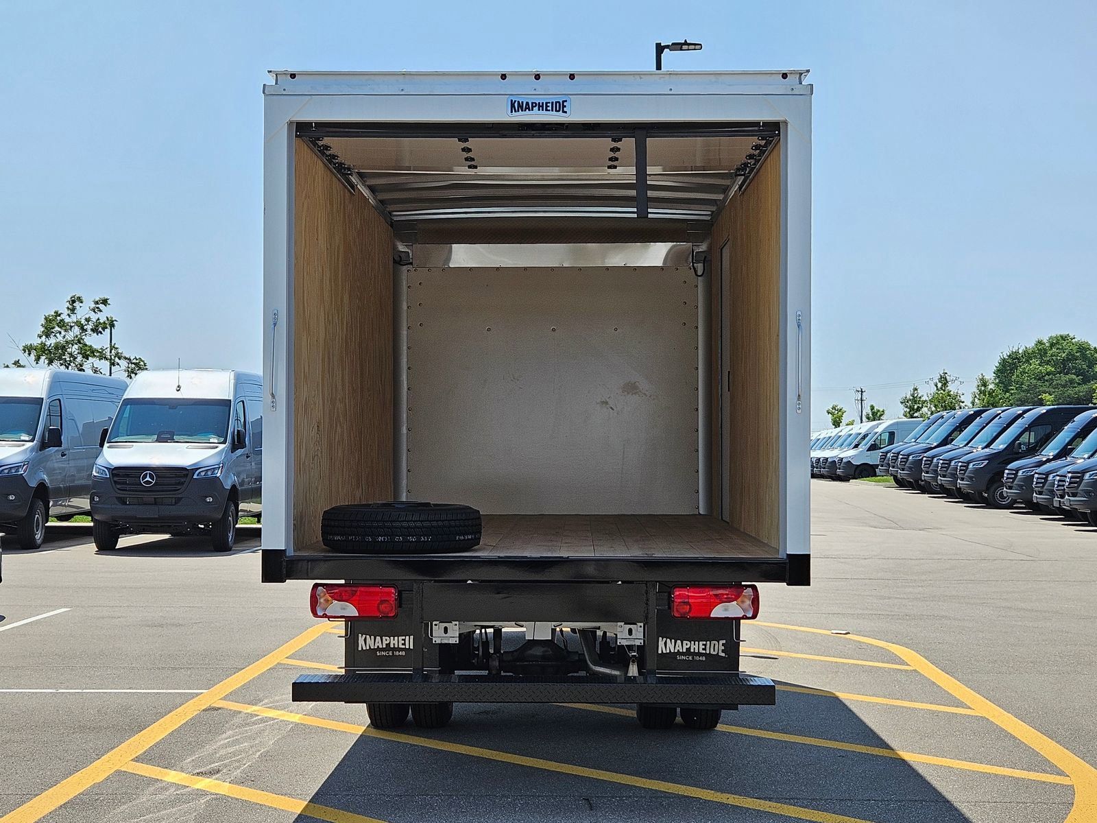 2024 Mercedes-Benz Sprinter Cab Chassis Base - Photo 27